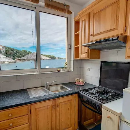 Savar - Ilo Διαμέρισμα