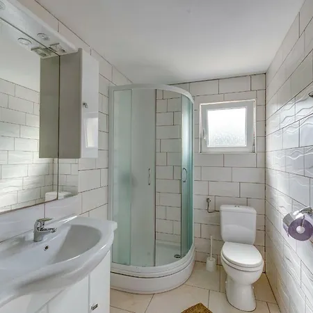 Apartment Savar - Ilo Brbinj