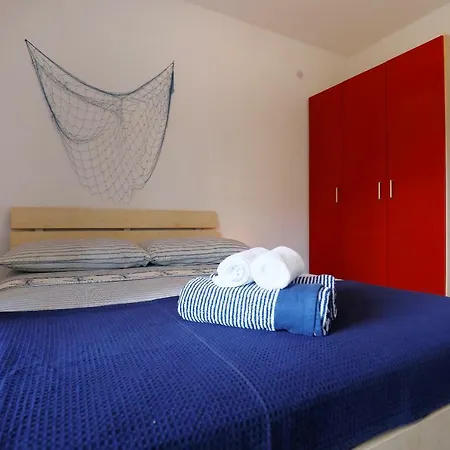 Apartment Savar - Ilo Brbinj